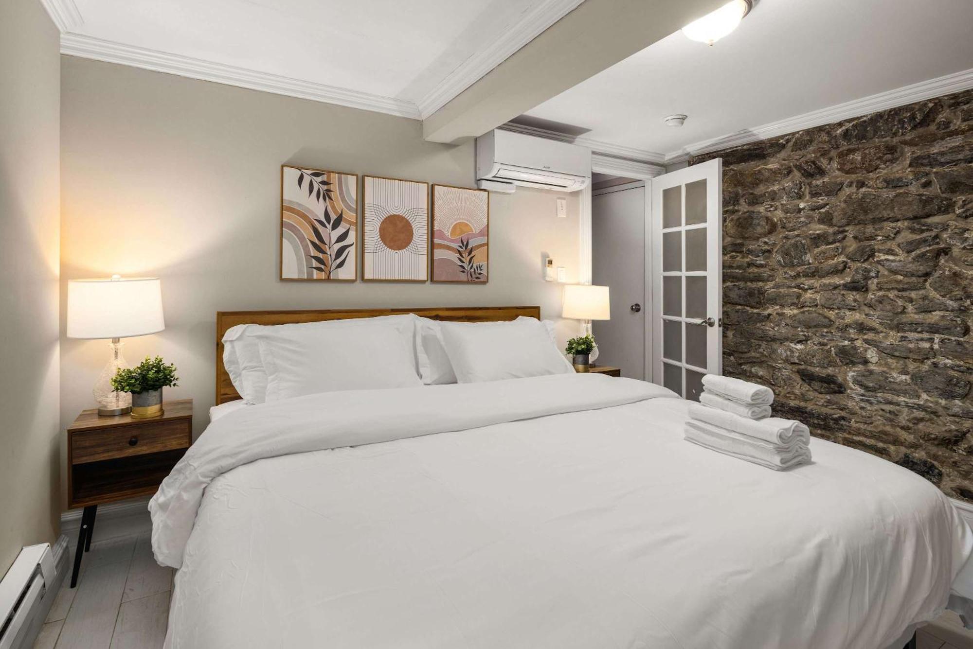 Sophisticated In Vibrant Manhattan Appartamento *