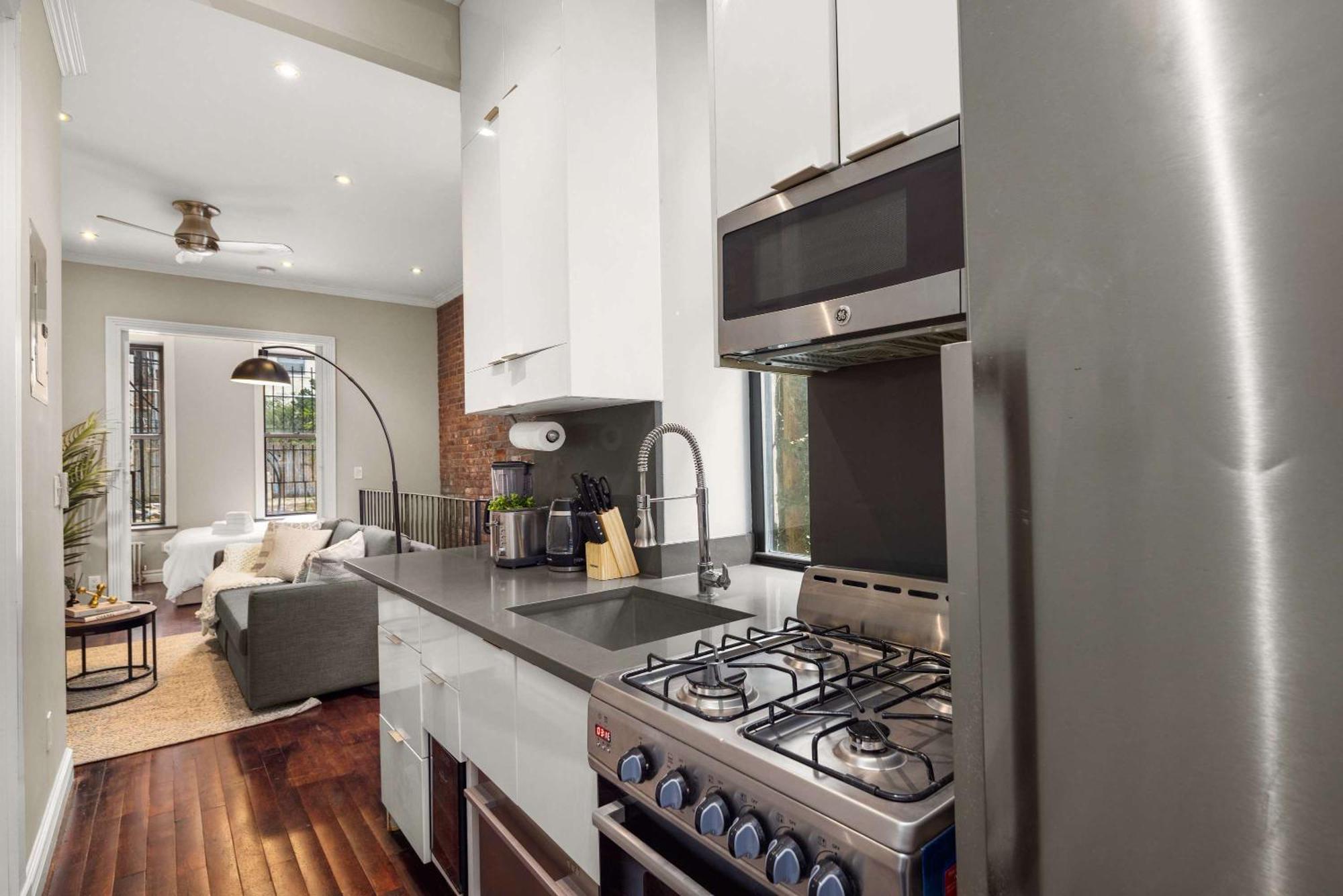 Sophisticated In Vibrant Manhattan Appartamento New York
