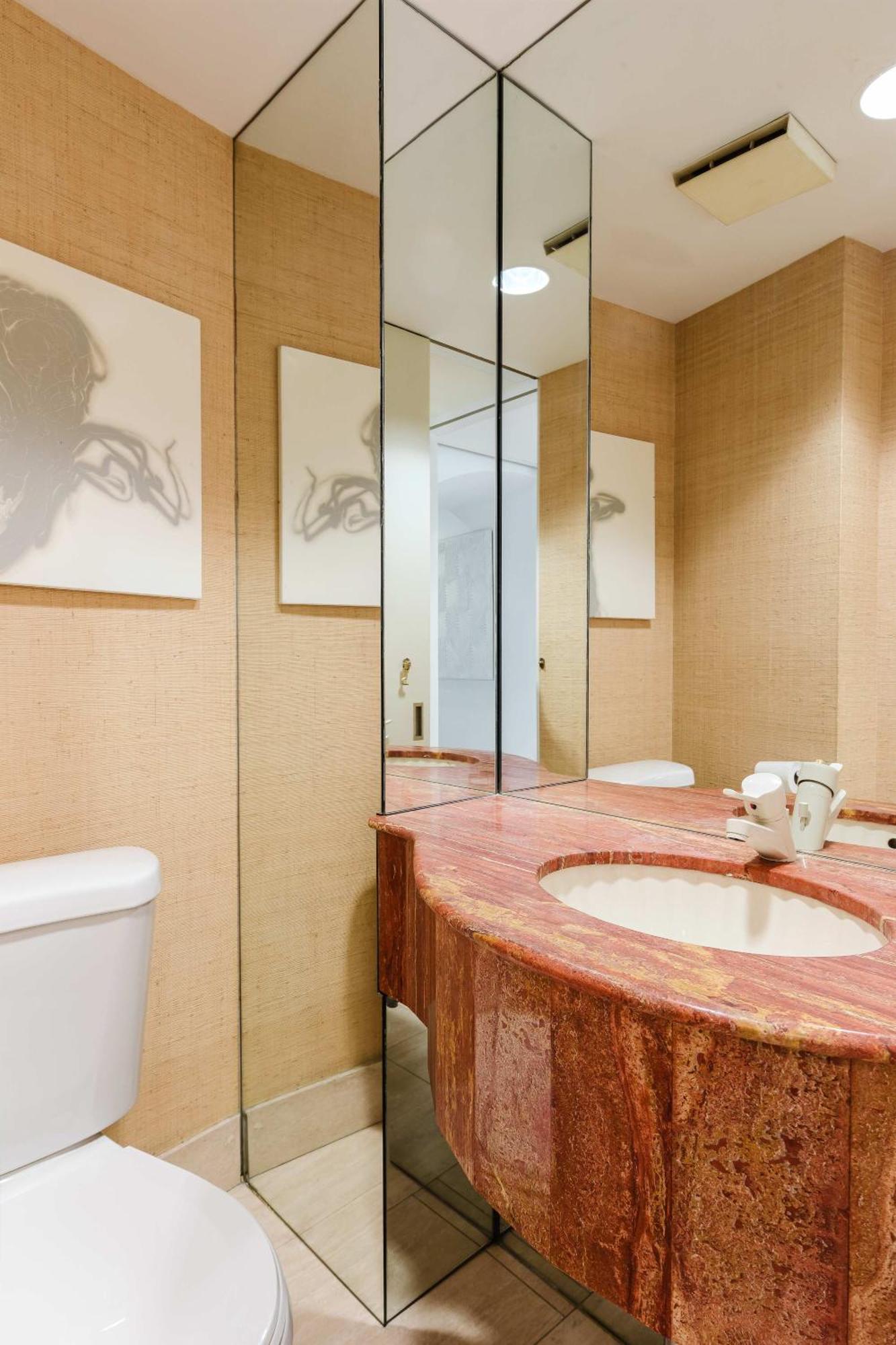 Сasa de vacaciones Private Beautiful Townhome W Zen Garden