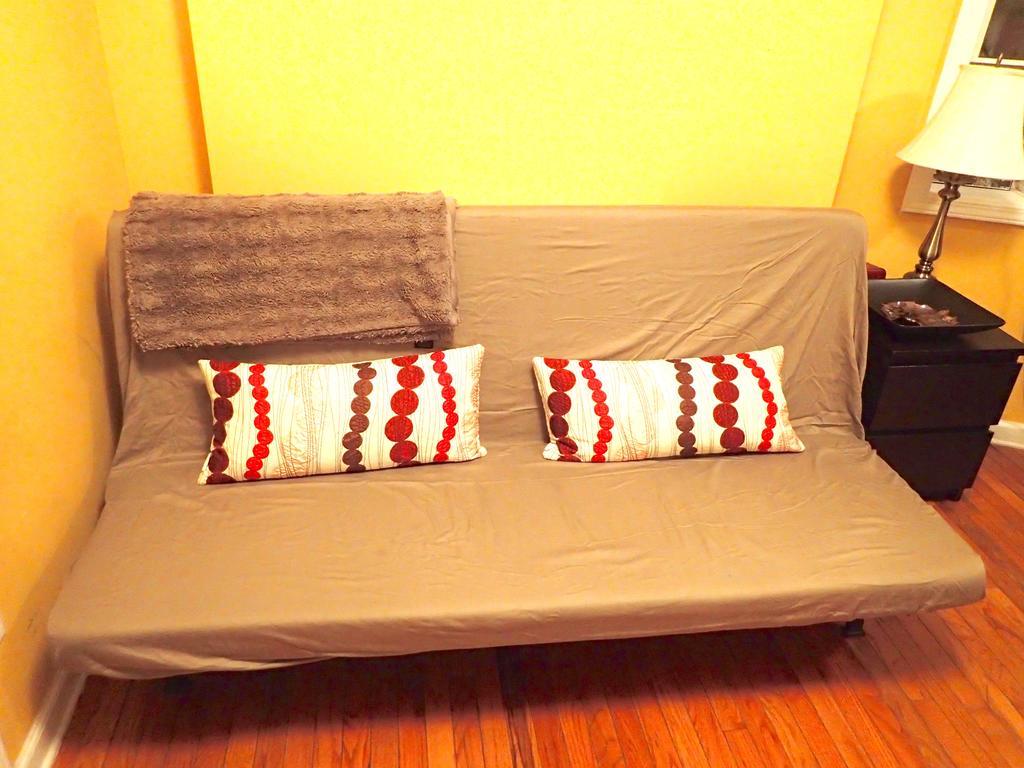Large 1 Bedroom Chinatown Appartement