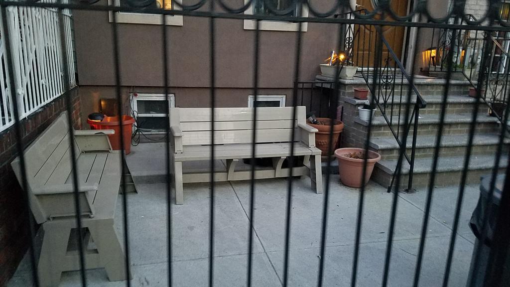 The Chauncey House Albergue