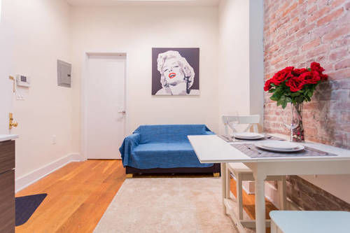 Beautiful 1 Bedroom Apartment