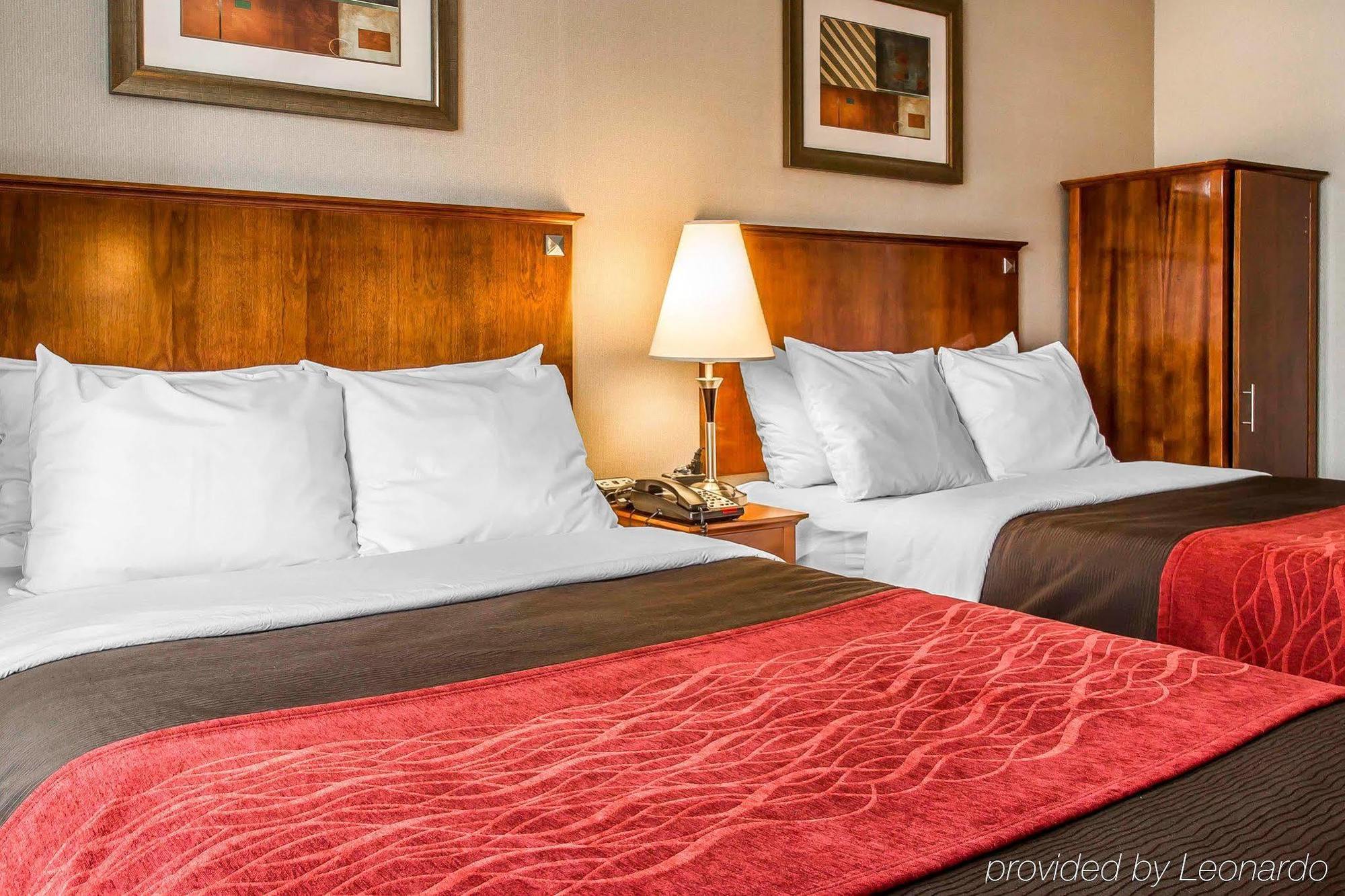 Avion Near Lga Airport, Ascend Collection 3*