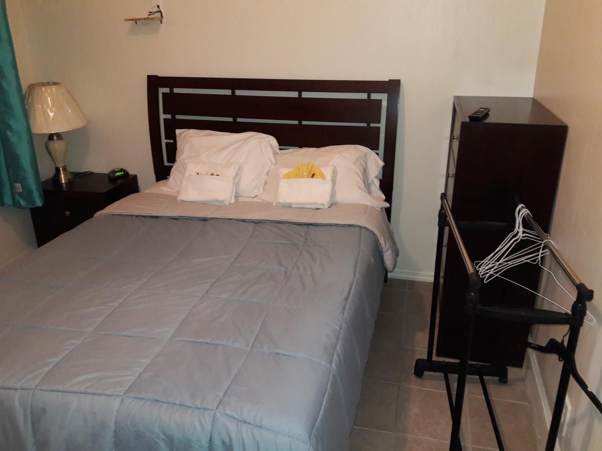 Studio And 1 Bedroom - Bronx
