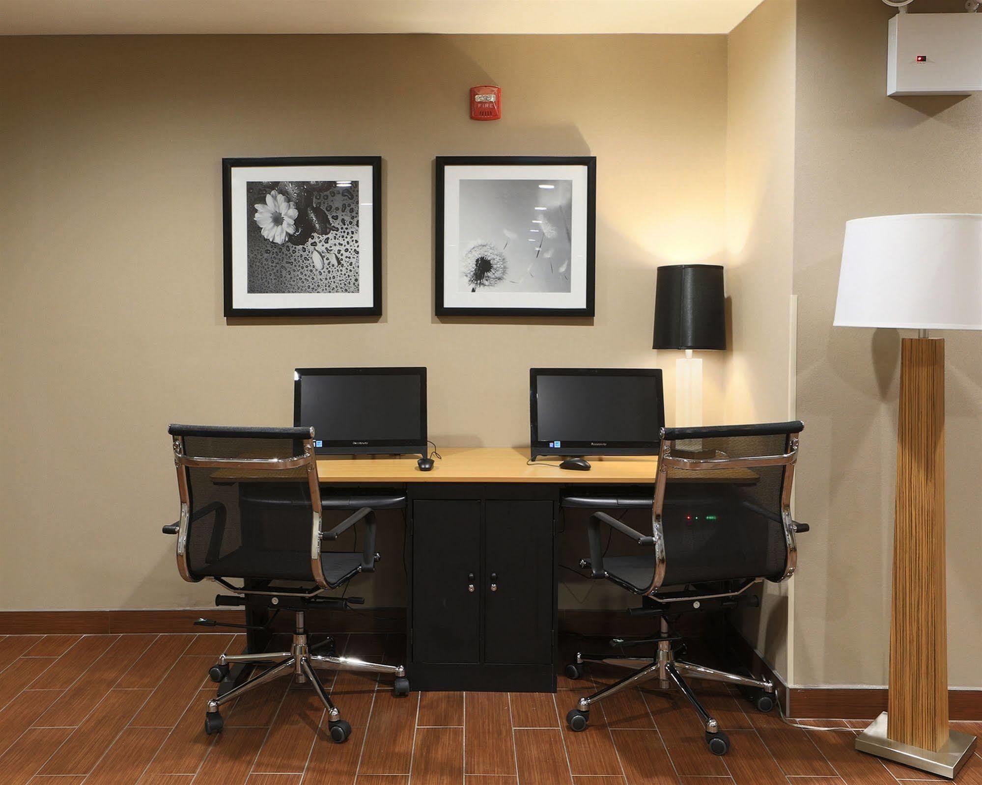 Days By Wyndham Brooklyn Borough Park New York City