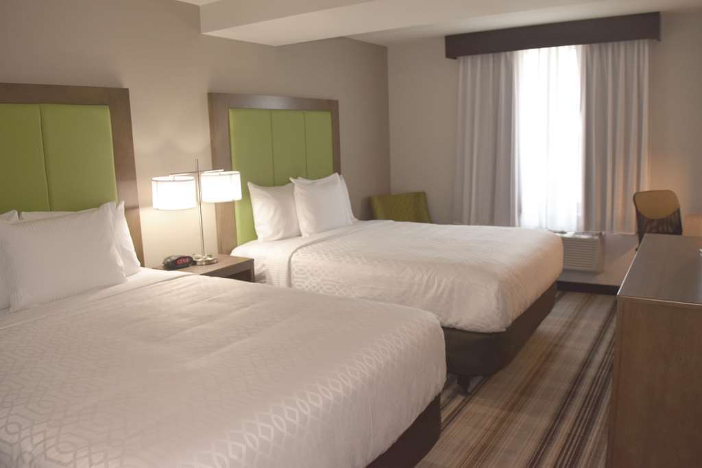 Hotel La Quinta By Wyndham Brooklyn New York City