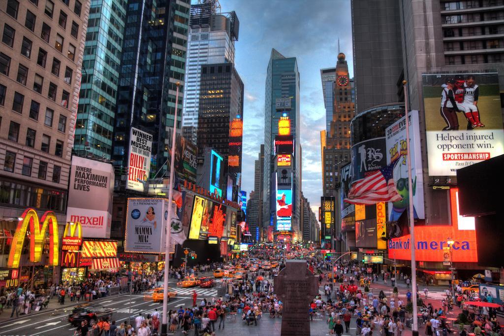 Hotel Comfort Times Square South Area 3*