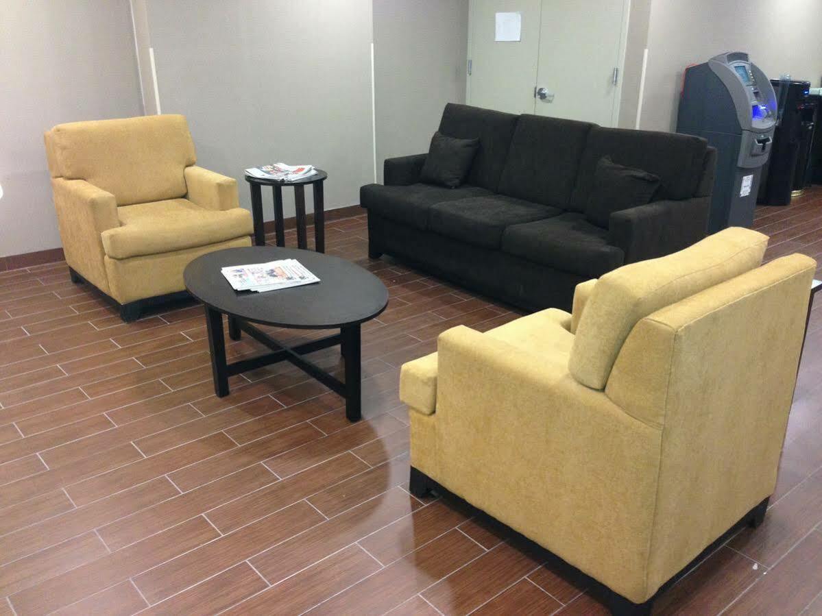 Days By Wyndham Brooklyn Borough Park Hotel New York City