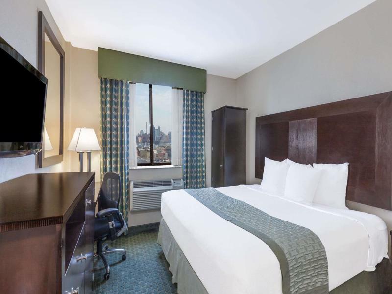 Royal 2* New York City