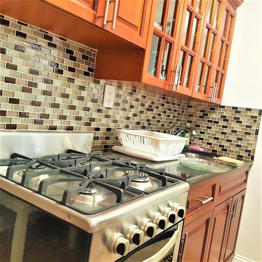 Appartement Mia East Village - Free Street Parking + Wifi