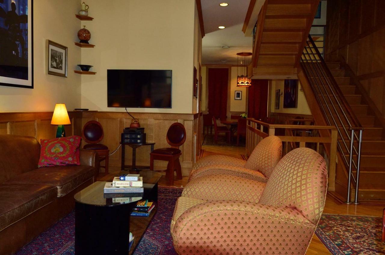 Harlem Jazz Getaway Mansion. Hébergement de vacances New York