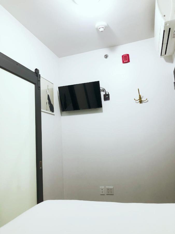 837 Hotel New York City