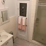 Cozy 2 bedroom apartment in Queens