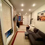 Entire Apartment In Manhattan Near Times Square