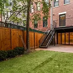 Spectacular Vacation Home With Excellent Location In New York