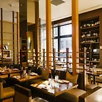 Square Hotel At Times Square