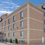 Days Inn By Wyndham Jamaica / Jfk Airport