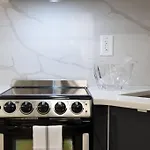 78-1A New Modern 1Br W&D Walk To Central Park