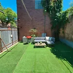 Luxurious Apartment With Backyard And Jacuzzi