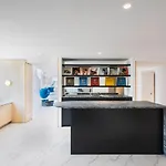 Uws 1Br W Wd Nr Lincoln Center Nyc-880