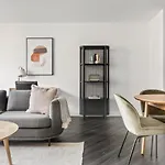 E Village 1Br W Wd Elevator Gym Nyc-889