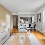 1Br W Gym Nr Chelsea Mkt Meatpacking Nyc-18