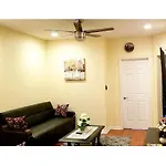 2 Spacious Apartments Oasis To Choose From 20 Min From Manhattan In A Quiet Neighborhood