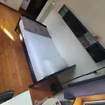 Single Bed Space For Traveler