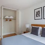 Midtown 1Br W Water Views Indoor Pool Nyc-36
