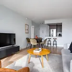 Midtown 2Br W Gym Wd Nr Times Square Nyc-1348