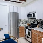 24-3 Prime Gramercy New Studio W D Terrace