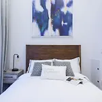 3-2 New Prime E Village Private Outdoor!