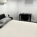 Modern & Cozy Basement Apartment Near Jfk Airport