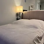 Luxury Nyc Studio Getaway W/ Amazing Views