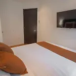 Magnificent 5 Bedroom Apt In Nyc!