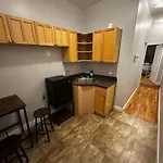 Cozy Townhouse In Harlem