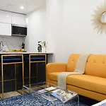 1597-9 Renovated Studio Prime Ues Wd In Unit