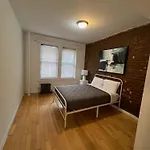 Modern Apartment By Central Park 3Br