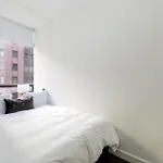 Outstanding & Bright 5Bdr & 2 Bth In Downtown Manhattan