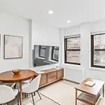Stylish 2 Bed 1 Bath Stay By The Chrysler Building & Vibrant Murray Hill