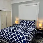 Location, Location To Manhattan, 3 Bedroom Cozy Apt In Lic