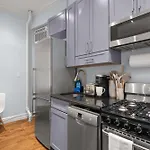 Trendy Nolita Apartment With Eclectic Style