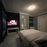 3 Bedrooms In 2Nd Floor Modern Brooklyn Home, Close To J Train