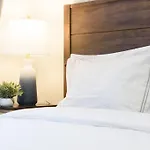 240-9 Luxury Prime Location Studio W&D