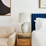 24-15 New Studio Gramercy W&D
