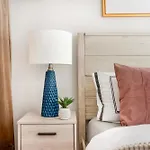 69-4D Trendy Lower East Side 1Br Brand New
