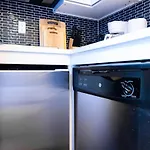 69-4C Brand New Holiday Haven Prime Lower East Side 1Br Apt