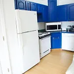 Brightonbeach2-Spacious Room-Close To Beach