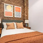 Stylish & Cozy 3-Bedroom Apartment In East Village