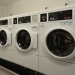 4Br Apt Two Blocks To Central Park Elevator, Laundry, Virtual Doorman
